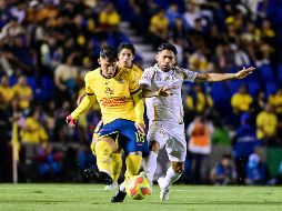 Una de las principales virtudes del equipo azulcrema es el papel que ha realizado la línea de cinco que ha implementado Jardine. IMAGO7