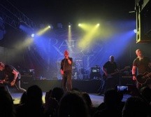 El sonido, impecable, permitió que cada matiz de su música se escuchara de forma nítida, lo cual sumergió a todos en la atmósfera gótica y melancólica que caracteriza su estilo. EL INFORMADOR. H. NAVARRO.