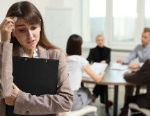 La glosofobia es un trastorno real que puede afectar profundamente la vida personal y profesional de quien la padece. CANVA