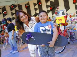 Más de 10 mil personas participaron en esta jornada festiva. CORTESÍA.