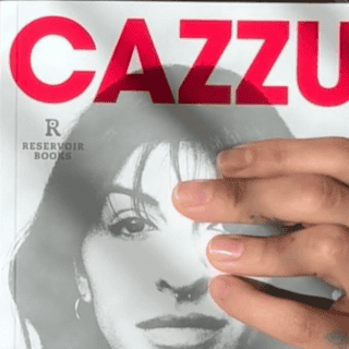 Cazzu sorprende a sus fans con el anuncio de su primer libro