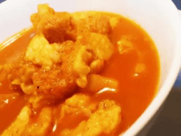 Este platillo suele prepararse con una gran cantidad de sal y condimentos, lo cual puede representar un riesgo para personas con hipertensión o problemas renales si se consume con frecuencia. ESPECIAL/RECETAS DE GUATEMALA