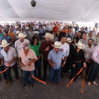 Inauguran Expo Agropecuaria y primera Feria de las Flores en Tlajomulco