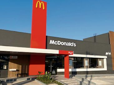 Mc Donald’s refuerza su presencia en Jalisco y el mes pasado inauguró el décimo noveno de sus establecimientos en el Estado, esta vez en Tesistán. ESPECIAL
