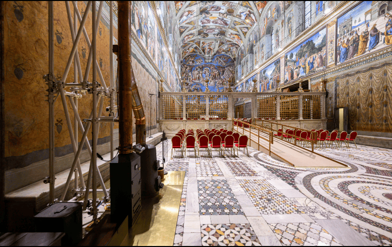 Así luce la Capilla Sixtina a un día del cónclave (FOTOS)