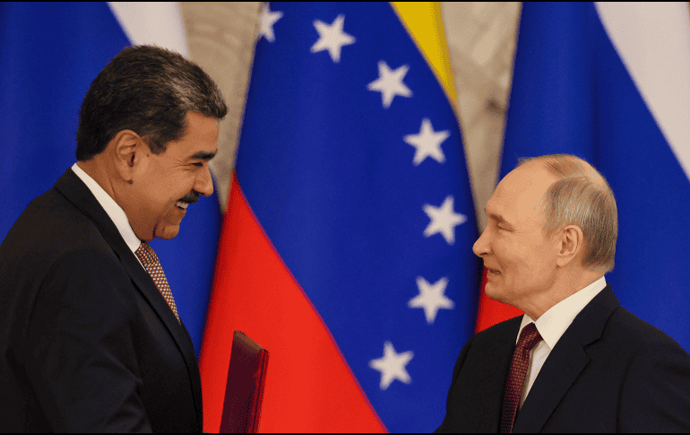 En 2015, el mandatario venezolano también asistió a los festejos de la Victoria soviética sobre el nazismo con ocasión de su 70 aniversario. EFE / Y. Kochetkov