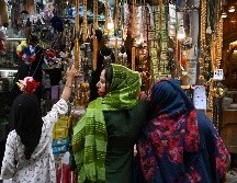 La medida del gobierno de India invita a suspender de inmediato la difusión de cualquier serie web, película, canción, podcast y otro contenido que tenga su origen en Pakistán. AFP / ARCHIVO