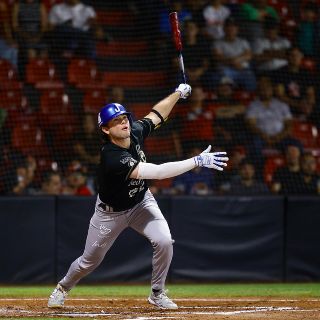 Charros cobra venganza y aplasta a Caliente para empatar la serie