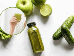 Aunque el jugo verde puede resultar saludable, la realidad es que cada persona tiene necesidades nutricionales distintas. ESPECIAL