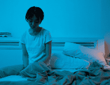 Una de las razones principales por las que la depresión influye en la salud física es porque suele estar relacionada con desequilibrios en ciertos neurotransmisores, como la serotonina y la noradrenalina. ESPECIAL / Canva