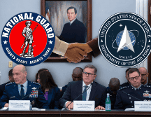 Controversia en Estados Unidos por planes de Fuerza Espacial de reclutar talento de Guardia Nacional. AP Photo/JL. Magana/CANVA.