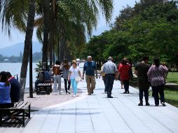 Ajijic llama la atención de los turistas por su agradable clima templado, considerado como uno de los más agradables del mundo. EL INFORMADOR / ARCHIVO