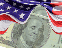 El dólar reflejó un leve retroceso diario de apenas 0.10 %. CANVA