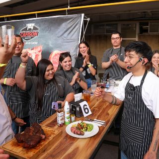 Chef en proceso invitado especial de Inés y Charros de Jalisco