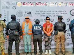 María del Rosario (segunda de derecha a izquierda), al momento de ser detenida en Magdalena, Jalisco, el pasado 4 de mayo. EL INFORMADOR/ Archivo