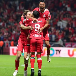 Toluca avanza a la Final tras golear a Tigres en el 'Infierno'