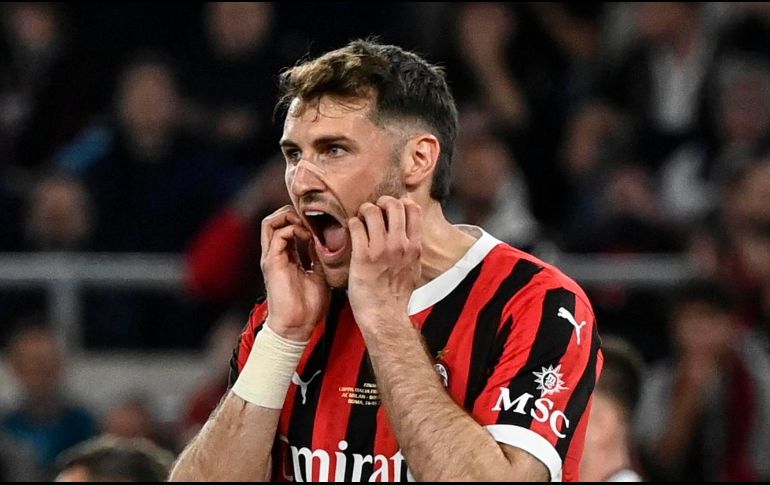 Ante lo sucedido, un gran sector de aficionados en redes sociales consideró que la infracción no era merecedora de una tarjeta roja. EFE / ARCHIVO