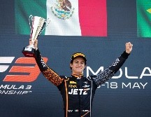 Para Ramos, escuchar el Himno Nacional en el Autódromo Enzo e Dino Ferrari fue un sueño hecho realidad. CORTESÍA.