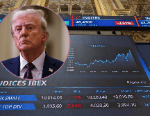 Las bolsas europeas, que vivían este viernes una sesión de indefinición, caen por encima del 2 % tras conocerse la amenaza del presidente Donald Trump de imponer un arancel del 50 % a la UE a partir del 1 de junio. EFE / V. Alonso / ARCHIVO