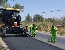 Las maniobras se llevarán a cabo de tal manera que permitan el tránsito continuo por un carril de circulación. ESPECIAL