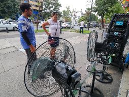 En los últimos días se ha incrementado la venta de ventiladores y aires acondicionados. EL INFORMADOR/A. Figueroa