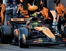 McLaren aprovechó cada momento clave de la competencia y supo posicionar a sus dos pilotos al frente. EFE/EPA/G. Bouys