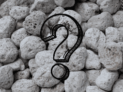 La piedra pómez es un recurso natural versátil, económico y fácil de usar, que continúa teniendo múltiples aplicaciones prácticas en la vida diaria. CANVA