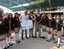 El alcalde adelantó que se lanzará un nuevo programa en el cual los estudiantes con los mejores promedios de todo el municipio podrán ganar IPads. ESPECIAL