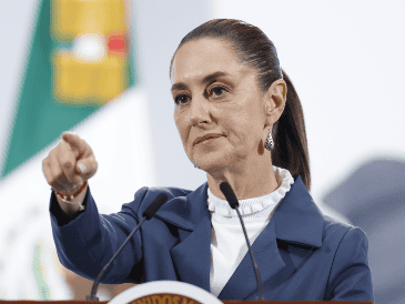 Sheinbaum dijo que la mesa "está abierta" para dialogar con integrantes de la CNTE, quienes llevan varios días de bloqueos en varios puntos de la capital del país. EFE / S. Gutiérrez