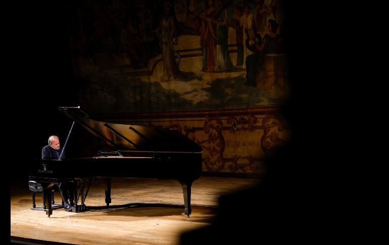 Louis Lortie no es un extraño en los grandes escenarios del mundo. Su carrera, que comenzó a los 13 años con la Orquesta Sinfónica de Montreal, lo ha llevado a tocar con las orquestas más importantes de los cinco continentes. EL INFORMADOR/ H. Figueroa.