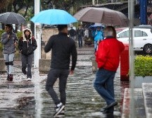 En Zapopan, un vehículo quedó varado en la colonia Jardines de Guadalupe, sin que hubiera otras afectaciones. EL INFORMADOR / ARCHIVO