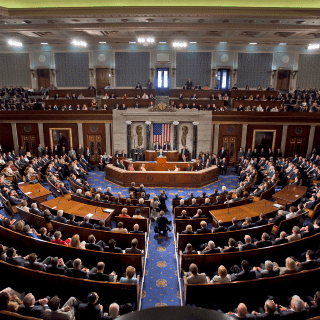 Demócratas piden 'reconsiderar' la deportación de niña mexicana enferma