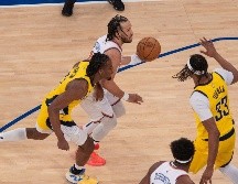 Jalen Brunson sumó 32 puntos para guiar a los Knicks al triunfo y así obligar a que se dispute el sexto juego de la final de la Conferencia Este. EFE/A. Colmenares