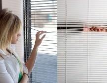 La agorafobia es un trastorno serio que puede afectar profundamente la calidad de vida de quien lo padece. CANVA