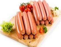 Almacenar las salchichas correctamente no solo prolonga su vida útil, sino que también protege tu salud y la de tu familia. CANVA