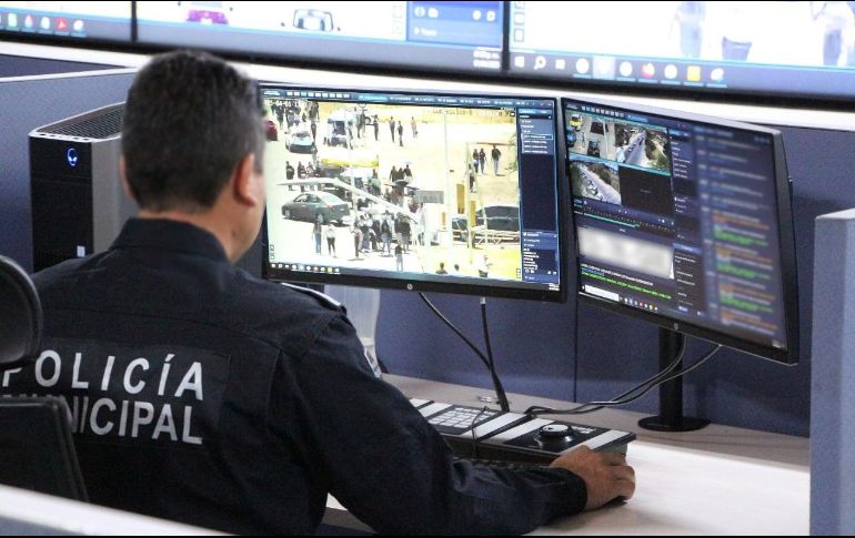 Tlajomulco mantiene un operativo permanente de vigilancia, con la finalidad de inhibir la comisión de delitos mediante la presencia policial, además de detectar vehículos con reporte de robo o con irregularidades. CORTESÍA.