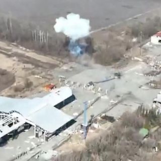 Ucrania destruye más de 40 aviones militares en un ataque con drones en Rusia