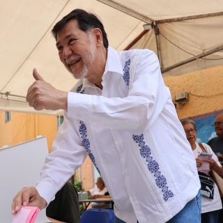 Fernández Noroña, feliz por la elección judicial