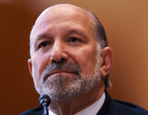 El secretario de Comercio de EU, Howard Lutnick, dijo que la Administración de Donald Trump ve la posibilidad de imponer aranceles a piezas de aeronaves fabricadas en el extranjero. EFE/WILL OLIVER