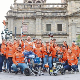 Guadalajara da banderazo de salida a los Escuadrones de la Limpieza