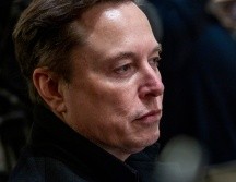 La empresa de automóviles eléctricos propiedad de Musk cayó 14% este jueves en la bolsa. EFE/S. Thew