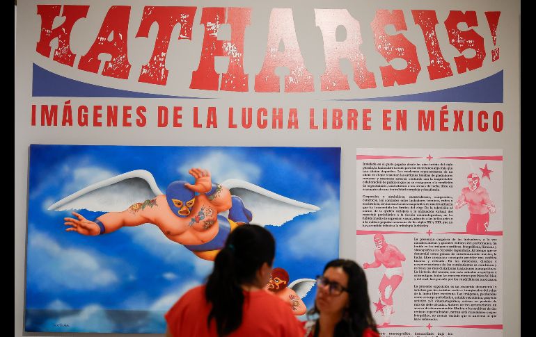 La muestra reúne alrededor de cien piezas, entre fotografías provenientes de la Colección y Archivo Fundación Televisa, dos pinturas de Sergio Arau de la Colección MUSA y documentos clave en la memoria visual y cultural del país. EL INFORMADOR / H. Figueroa