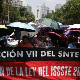 CNTE acuerda que regresará a clases la próxima semana