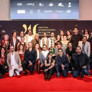 “Autos, mota y rocanrol”: El escandaloso Festival de Avándaro revive con humor en el FICG 40