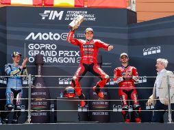 Sin cometer errores en todo el fin de semana, Marc Márquez se mostró imbatible y ahora lidera ampliamente el campeonato. EFE/ J. Cebollada.