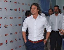 Según ha informado César Luis Merlo desde sus redes, el Sevilla ha avanzado en las conversaciones con Almeyda como una opción firme para pertenecer a la bancada. IMAGO7 / ARCHIVO