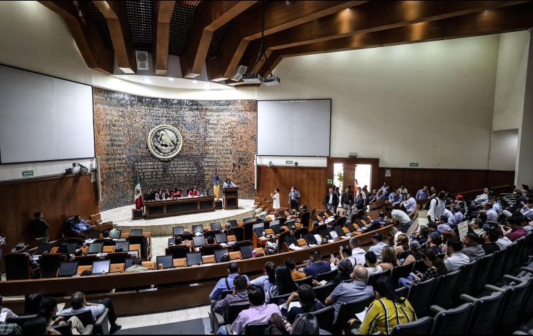 El dictamen fue aprobado por las bancadas de Movimiento Ciudadano, Morena, Hagamos, Futuro, Verde y Partido del Trabajo, mientras que PRI y PAN se opusieron. EL INFORMADOR/A. Navarro