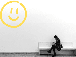 Estar soltera no es sinónimo de: estás esperando a que alguien “te complete”. ESPECIAL / Canva