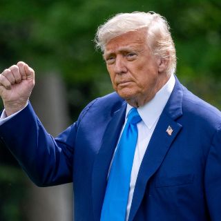 Tim Walz compara desfile militar de Trump con dictadura Norcoreana