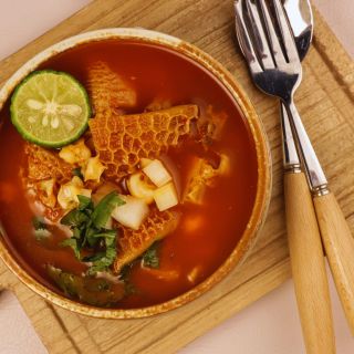 ASÍ puedes quitarle el mal olor al menudo